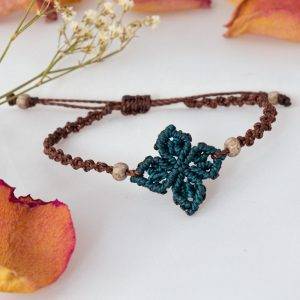 Bracciale macramè Quadrifoglio Verde smeraldo e marrone